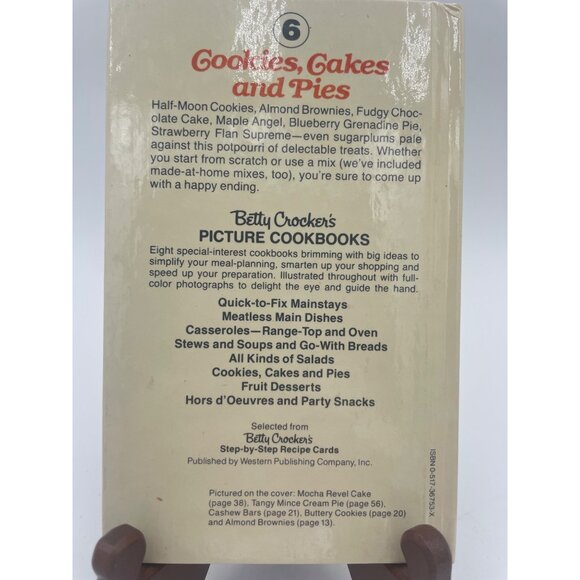 Betty Crocker Picture Cookbook: Cookies Cakes & Pies - Picture 2 of 5